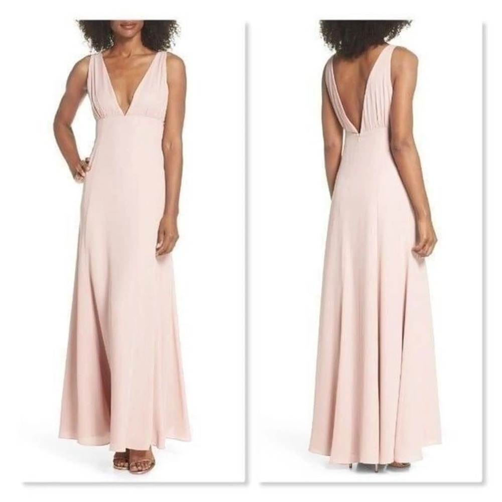 WAYF Kiara Empire Plunge Neck Gown in Rose, XS